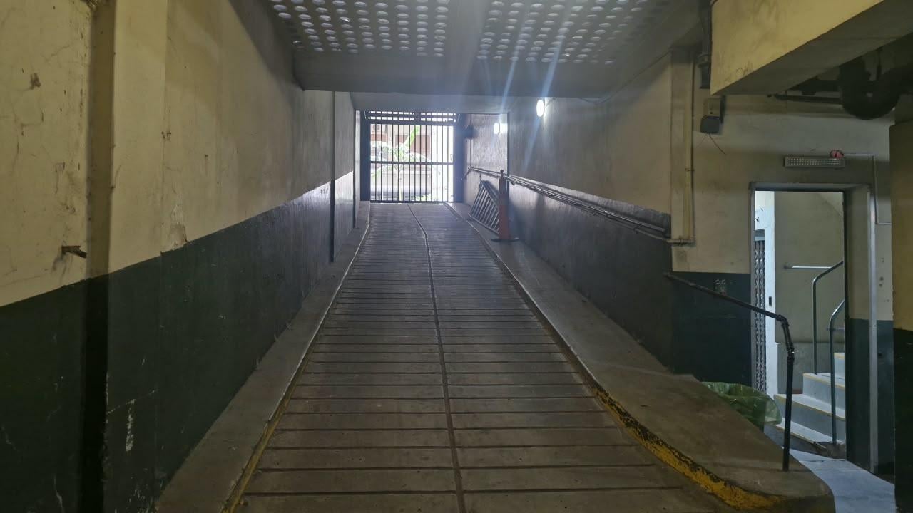 Foto de Cochera en alquiler Retiro, imagen 4