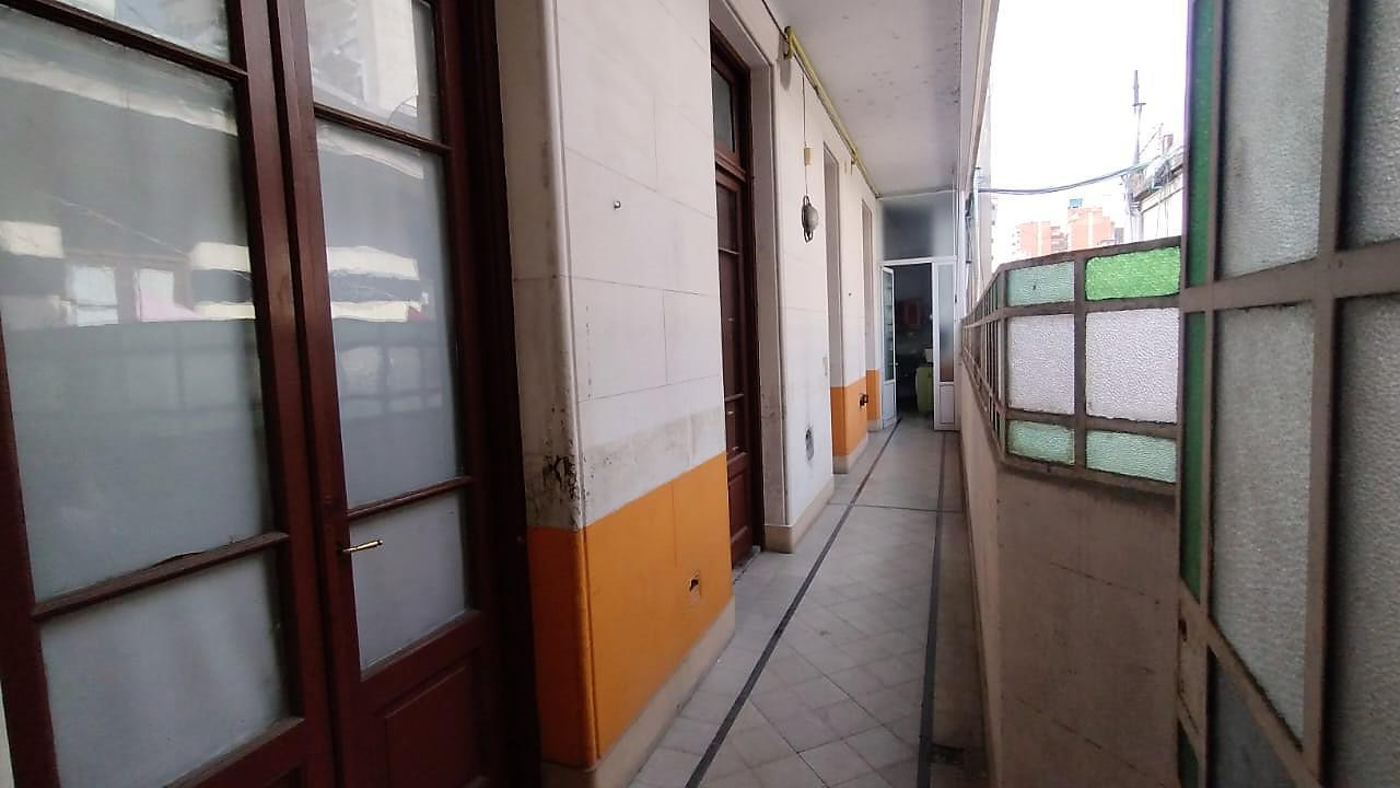 Foto de Venta de Departamento 5 ambientes en Balvanera. IDEAL INVERSION, imagen 3