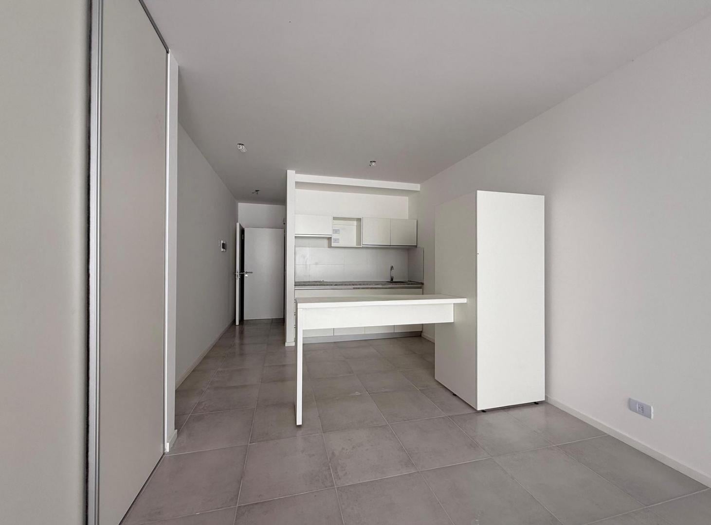 Foto de Venta Monoambiente UADE Patio Departamento Amenities Pileta Gimnasio, imagen 5