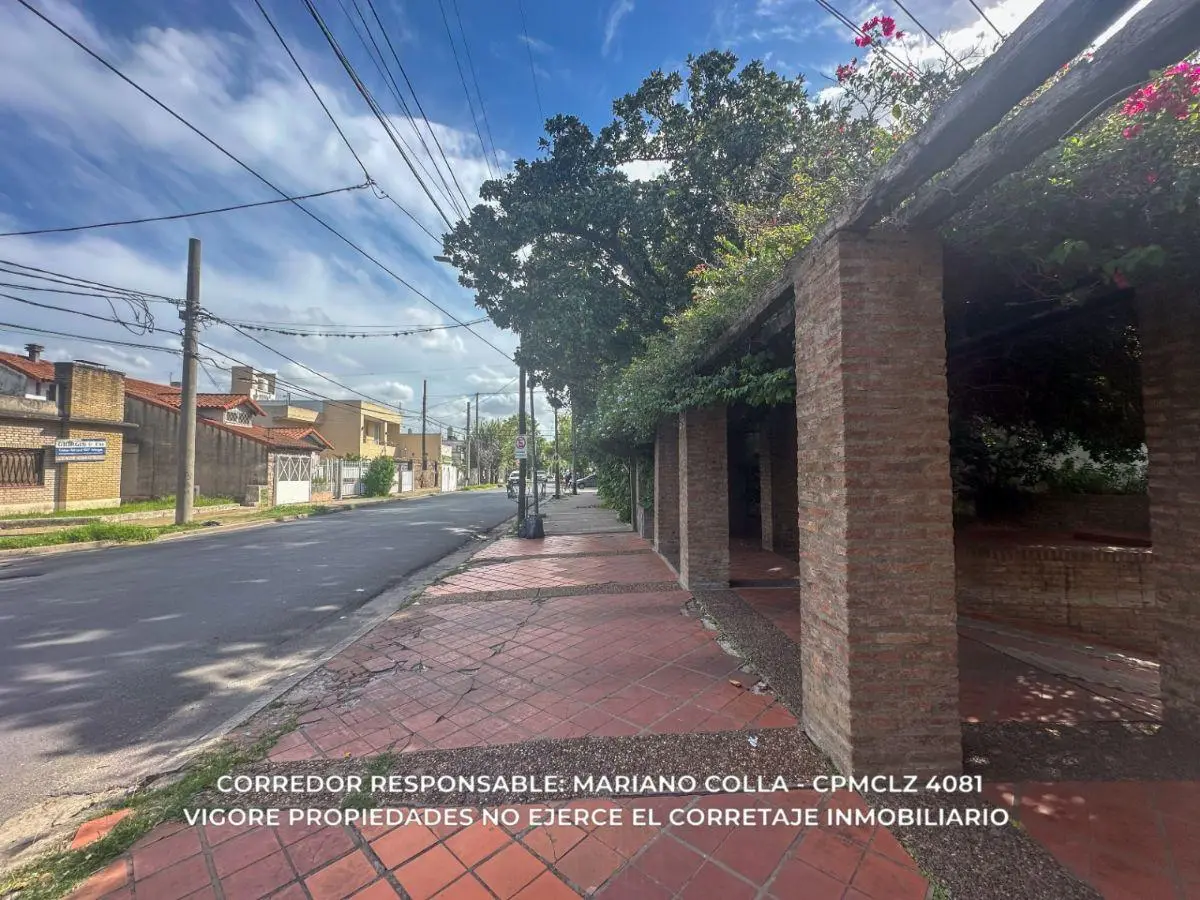 Dúplex en venta c/ cochera en Adrogué 3