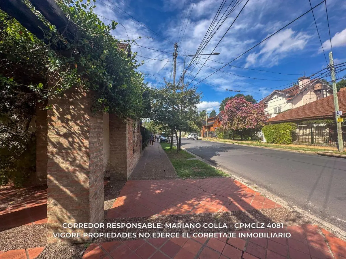 Dúplex en venta c/ cochera en Adrogué 5