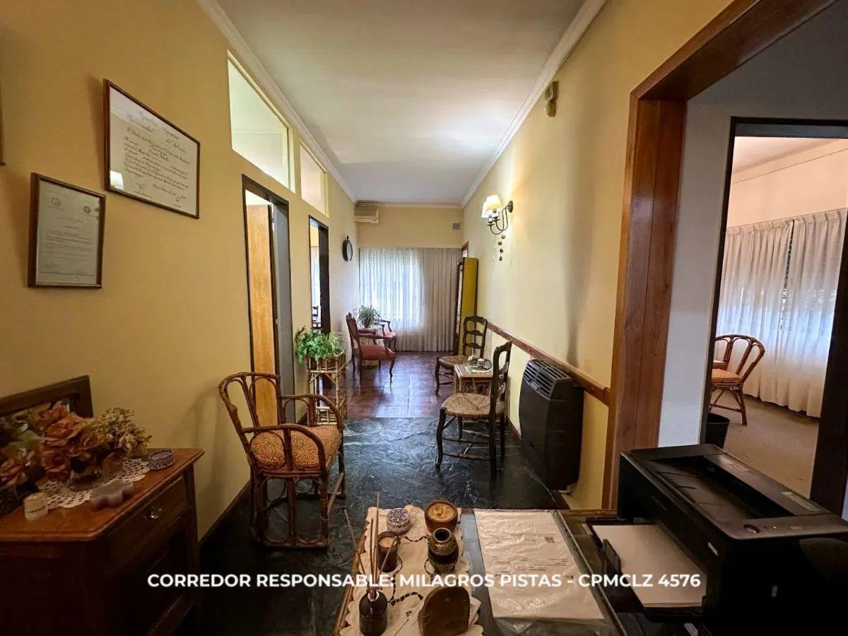 Oficinas 4 ambientes  45 m² en alquiler en Burzaco 2