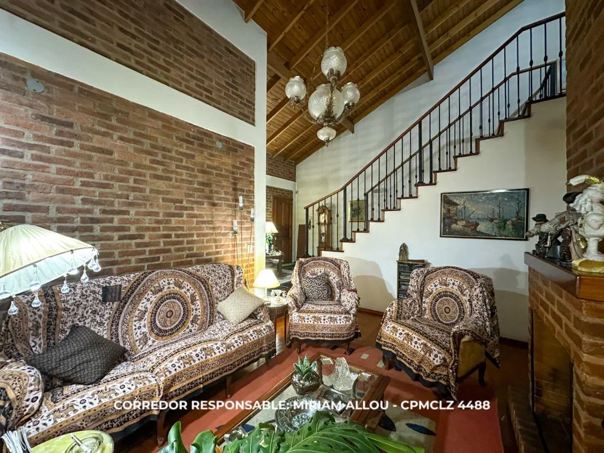 Casa 5 ambientes 163 m² en venta con cochera en Monte Grande 4