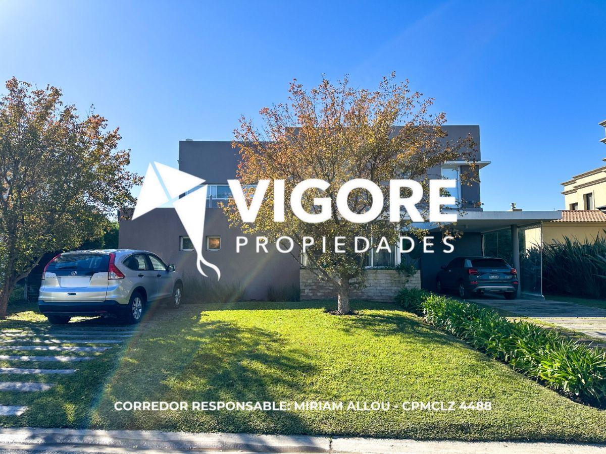 Casa 5 ambientes 796 m² en venta con cochera en Canning