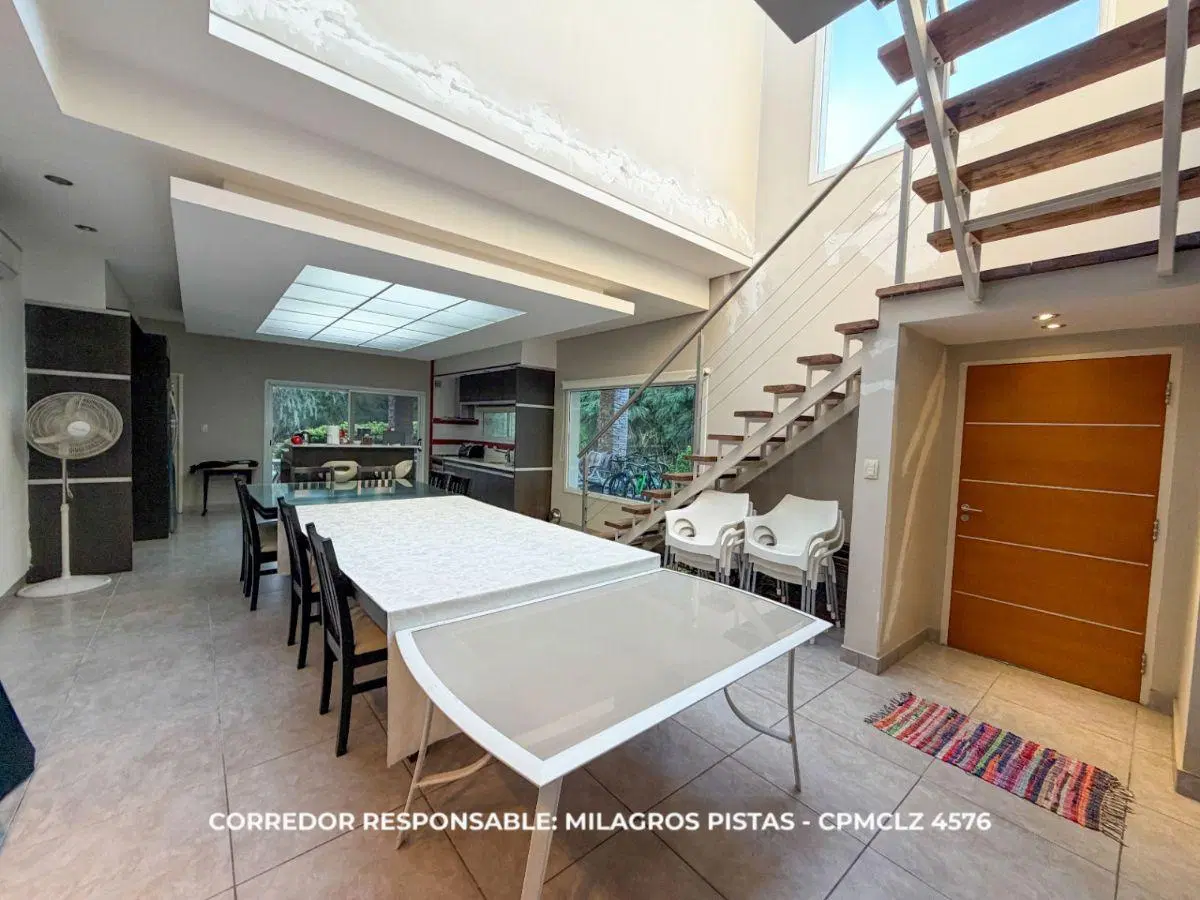 Casa 4 ambientes 221,74 m² en venta con cochera en Barrio Don Joaquin - Canning 5