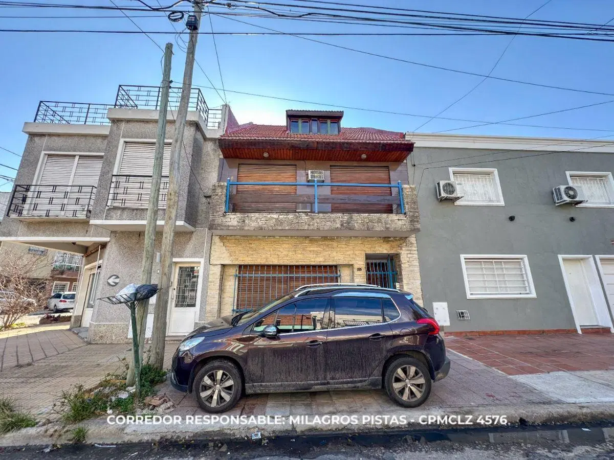 Casa 6 ambientes 200 m² en venta en Lanús Oeste 4