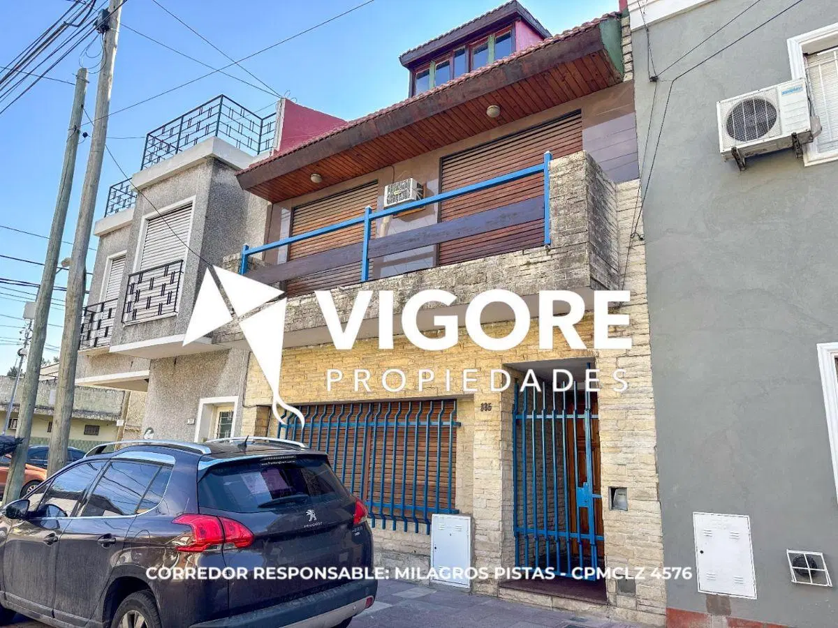 Casa 6 ambientes 200 m² en venta en Lanús Oeste 3
