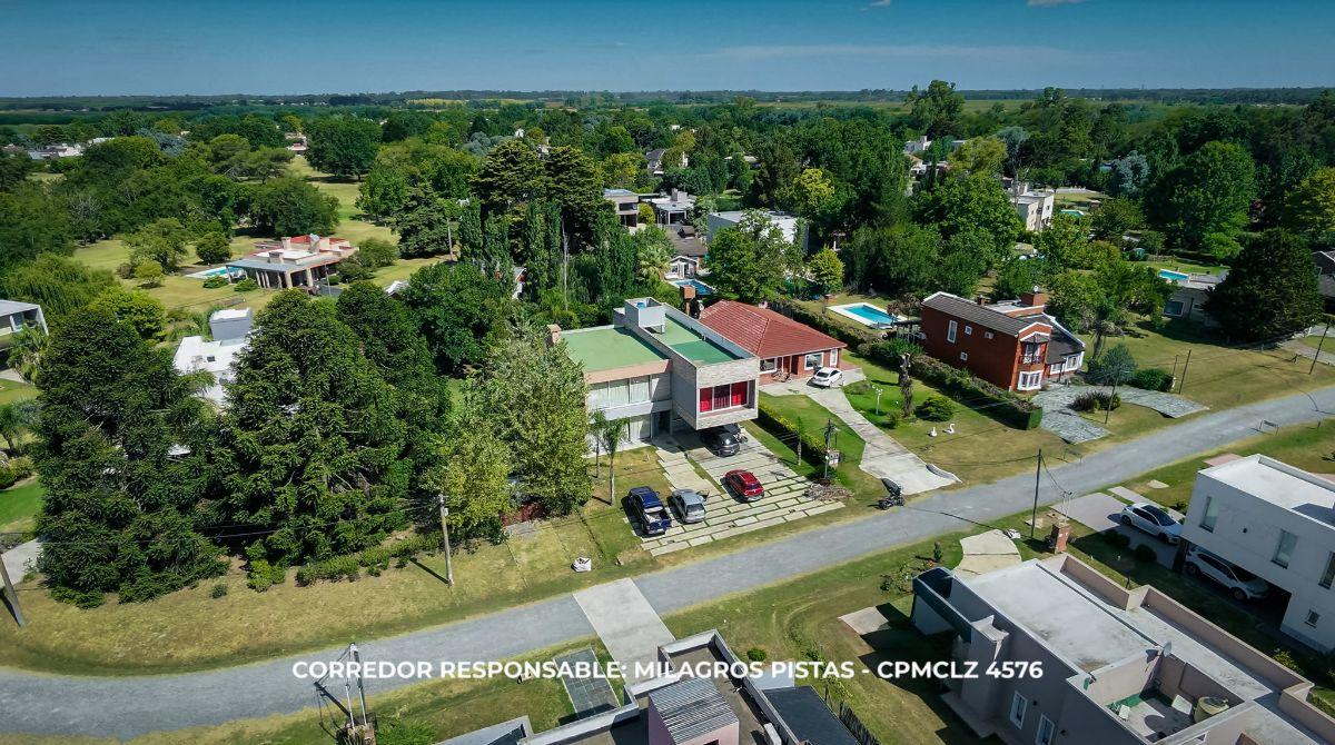 Foto de Casa de 5 Ambientes en Venta en el Barrio Las Perdices – Virrey del, imagen 3