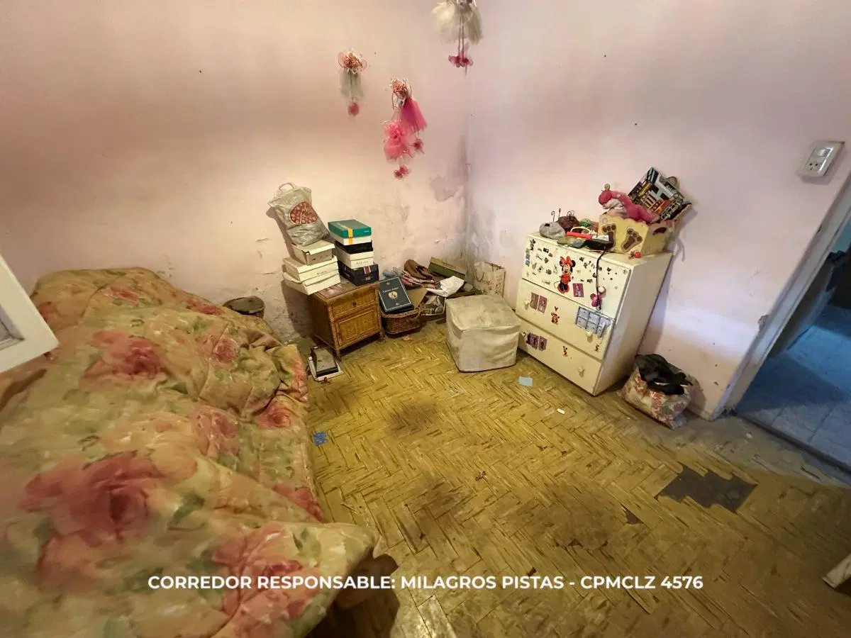 CASA EN VENTA A REFACCIONAR EN TEMPERLEY 125M2 | LOTE DE 300 M² | COCHERA CUBIERTA 8