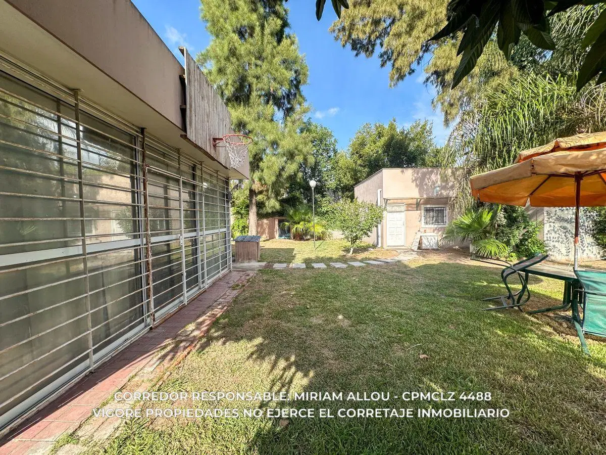 CASA EN VENTA EN MONTE GRANDE | LOTE DE 800 M² | GRAN POTENCIAL 8