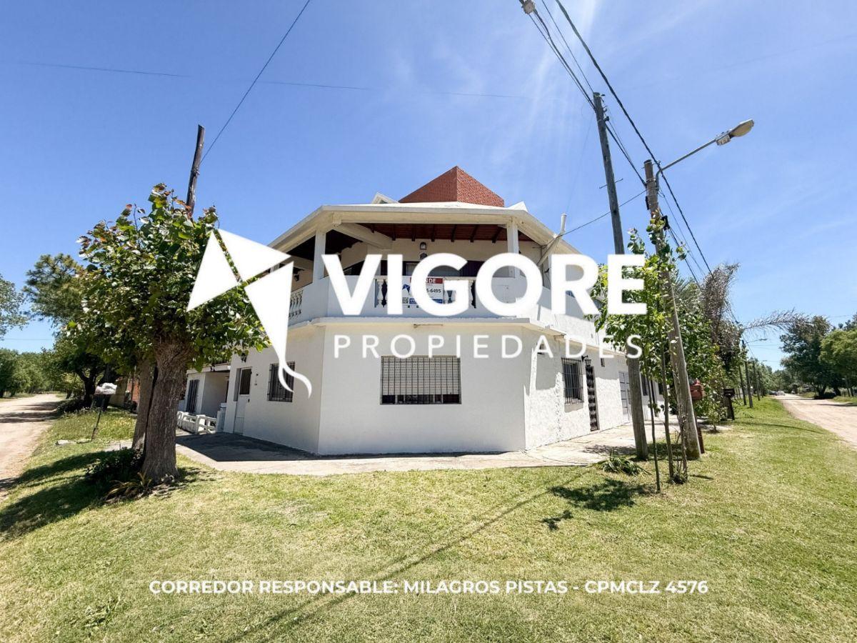 Foto de Venta Casa y 3 Deptos en San Clemente del Tuyú | Acepta Permuta, imagen 1