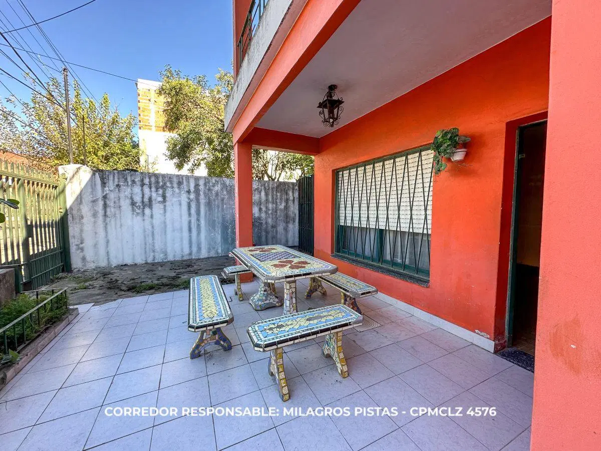 Casa 5 ambientes 140 m² en venta con cochera en Loma Hermosa 5