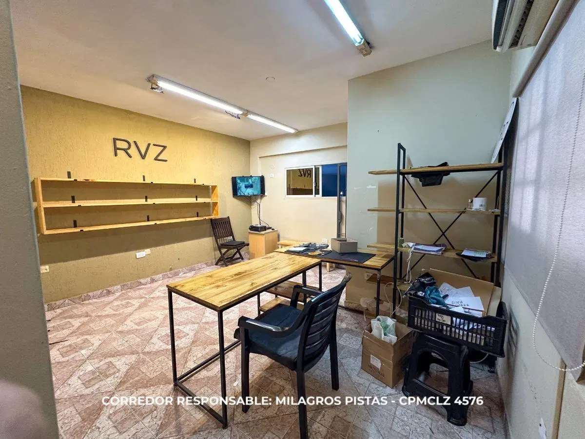 Venta de Galpón de 300m2 en Lomas de Zamora 2
