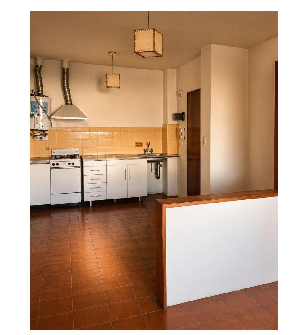 Foto de Departamento monoambiente en alquiler en Munro, imagen 3
