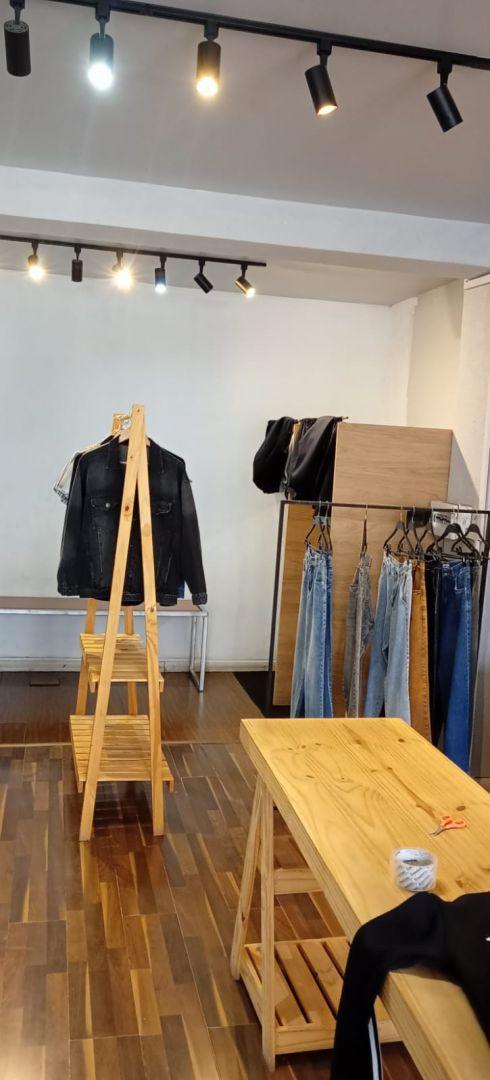 Foto de Local Comercial en Alquiler, Cipolletti, imagen 1