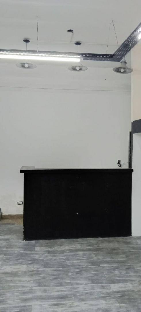 Foto de Local Comercial en Alquiler, Neuquen Capital, imagen 2