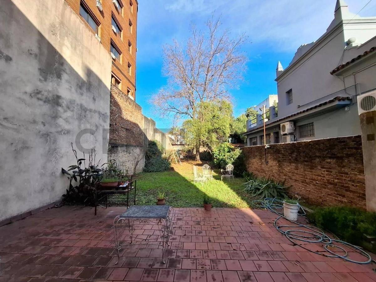 VENTA CASA CON LOCAL COMERCIAL