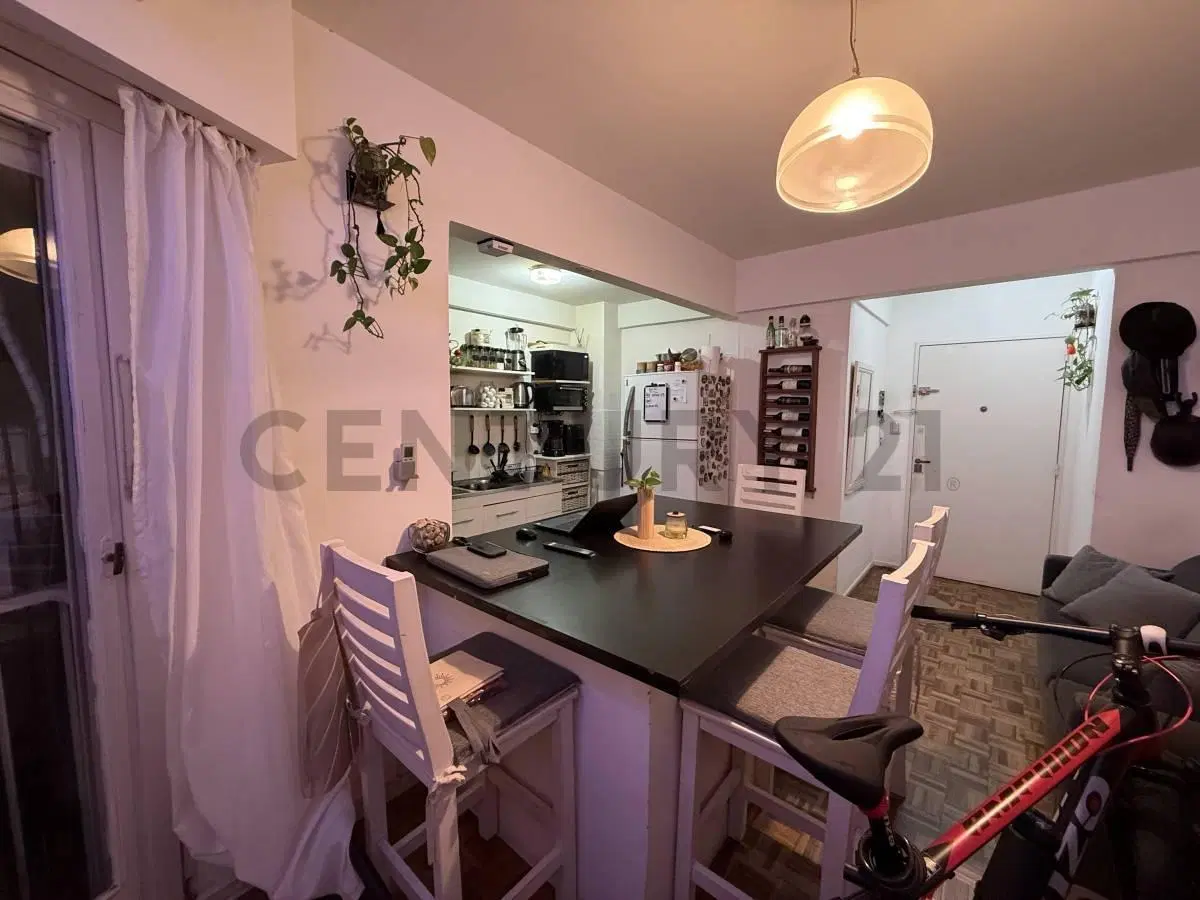 VENTA 2 AMBIENTES MUY LUMINOSO COLEGIALES APTO CREDITO 5