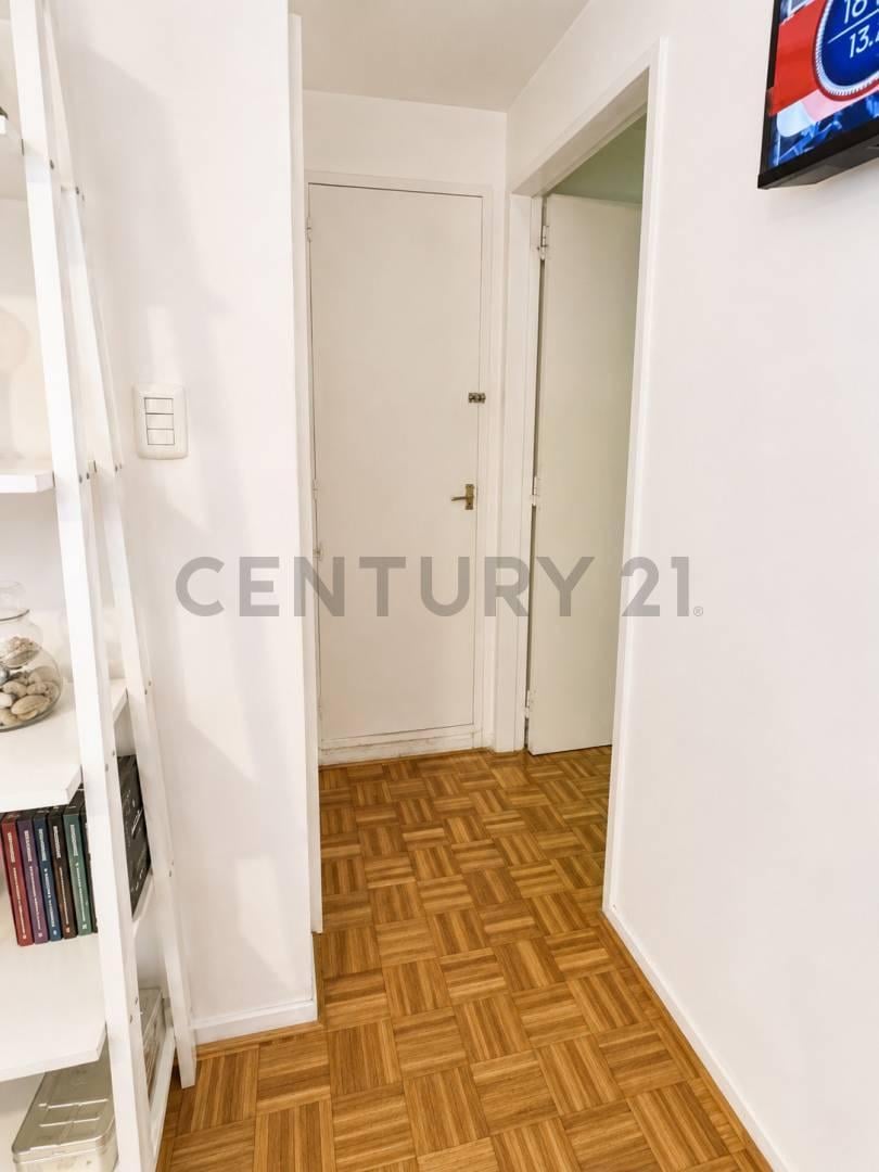 Foto de VENTA 2 AMBIENTES MUY LUMINOSO COLEGIALES APTO CREDITO, imagen 4