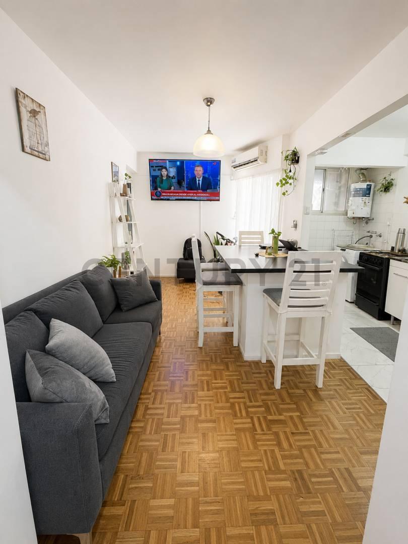 Foto de VENTA 2 AMBIENTES MUY LUMINOSO COLEGIALES APTO CREDITO, imagen 2