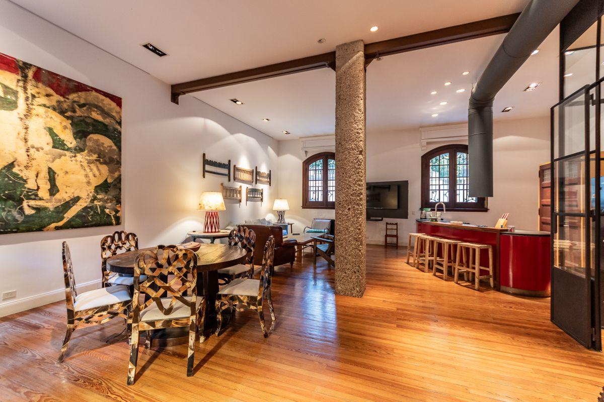 Venta departamento estilo francés tipo loft reciclado, 2 ambientes en Recoleta