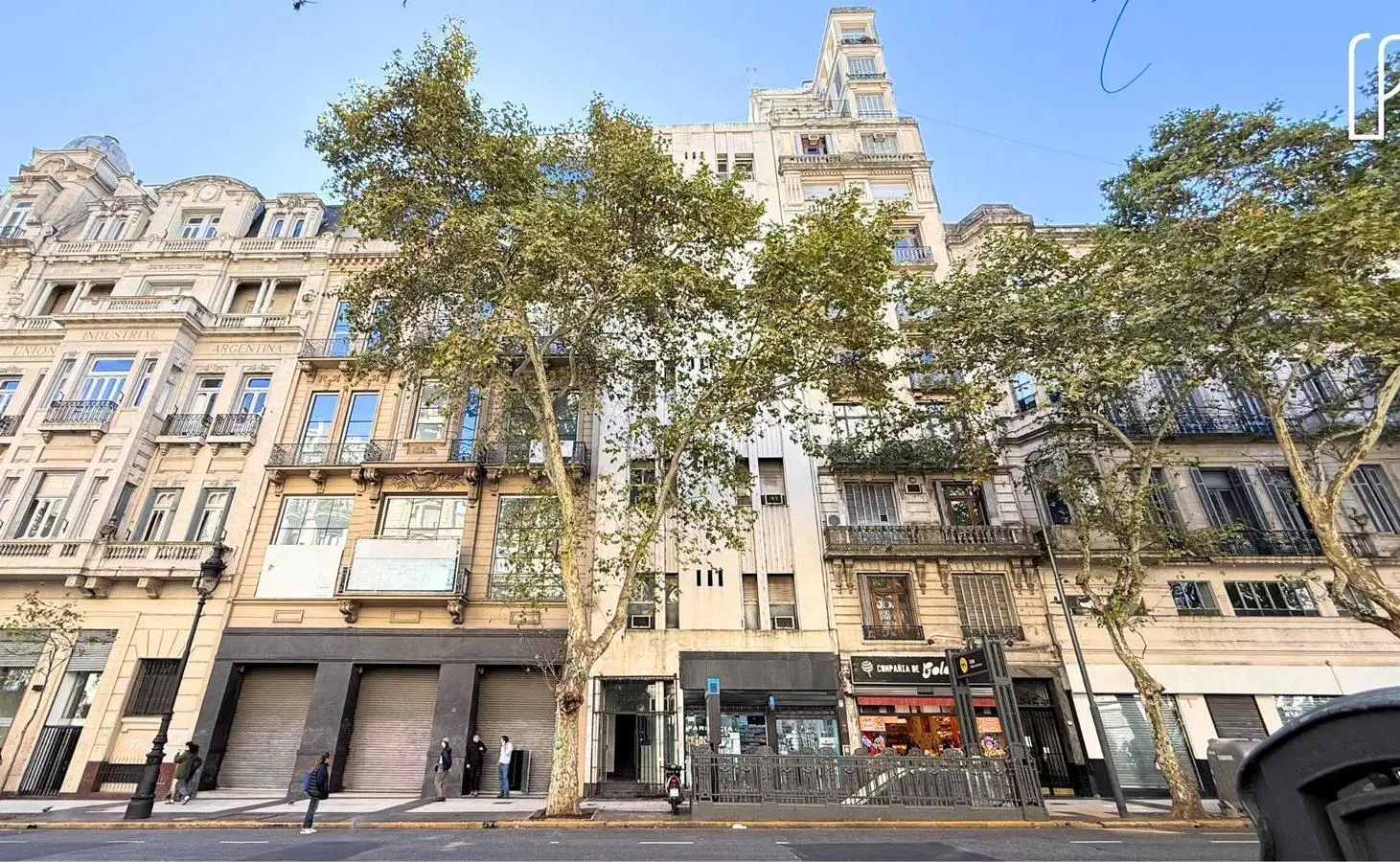 Edificio con gran potencial para desarrollo de renta 3