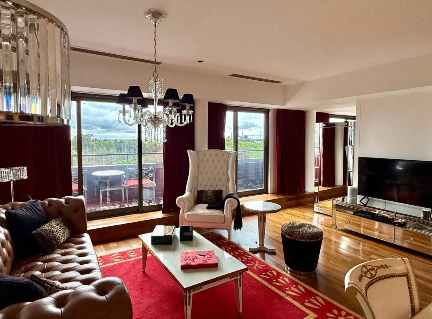 Foto de Departamento 2 ambientes en venta con balcón vista al rio y cochera, imagen 4