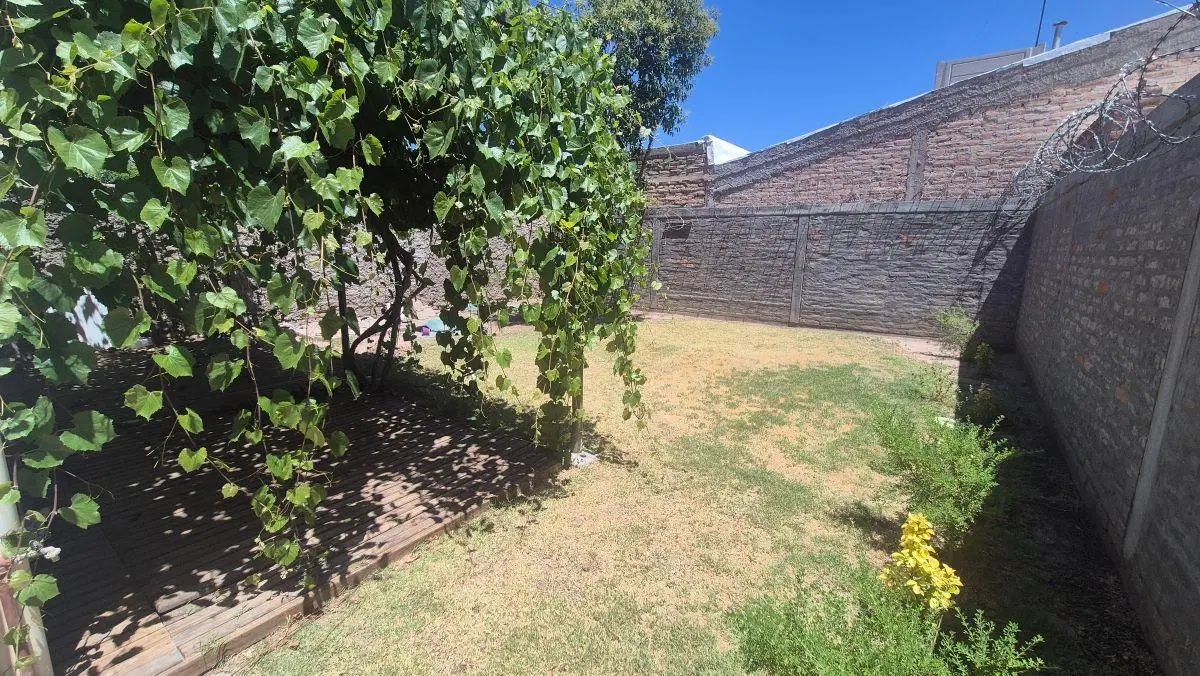 Barrio Mebna Ampliada, 3 dormitorios, patio y cochera doble 5