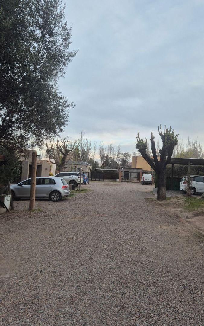 Foto de CHACRAS DE CORIA rápido acceso por guardia vieja o almirante brown, imagen 4