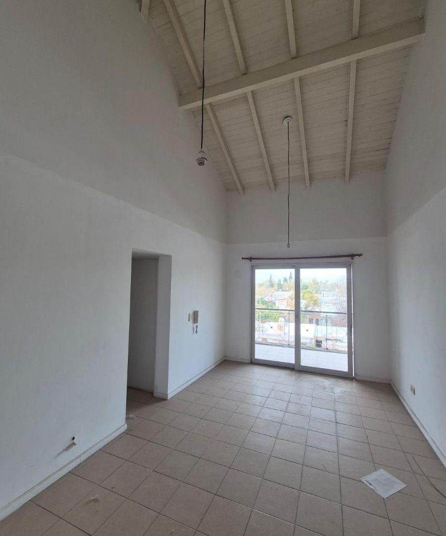 Foto de oportunidad departamento en complejo cerrado, imagen 3