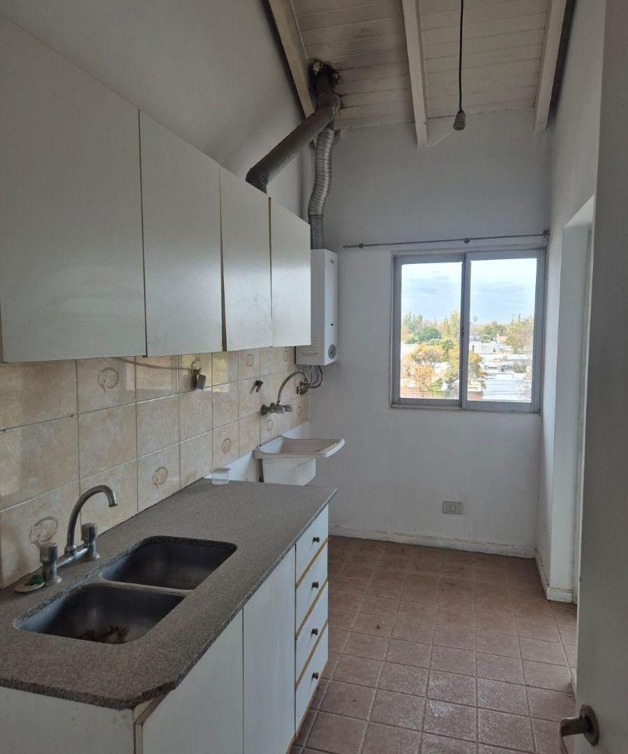 Foto de oportunidad departamento en complejo cerrado, imagen 5