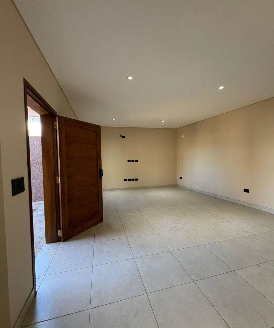 VENTA DE PRESTIGIOSO DUPLEX, COMPLEJO PRIVADO. RODEO DE LA CRUZ-MENDOZA 5