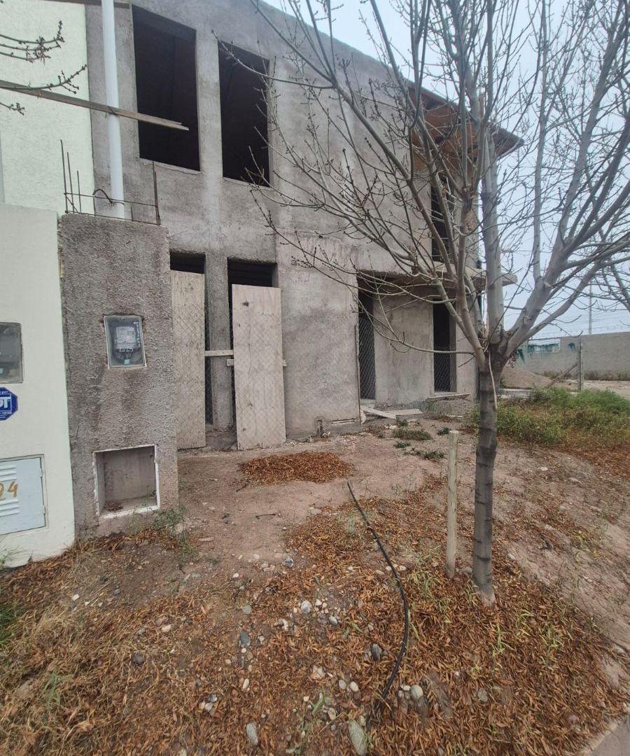 Foto de VENTA DE CASA DE CAT. EN OBRA GRUESA- B° PRIVADO-RODEO DE LA CRUZ, imagen 5