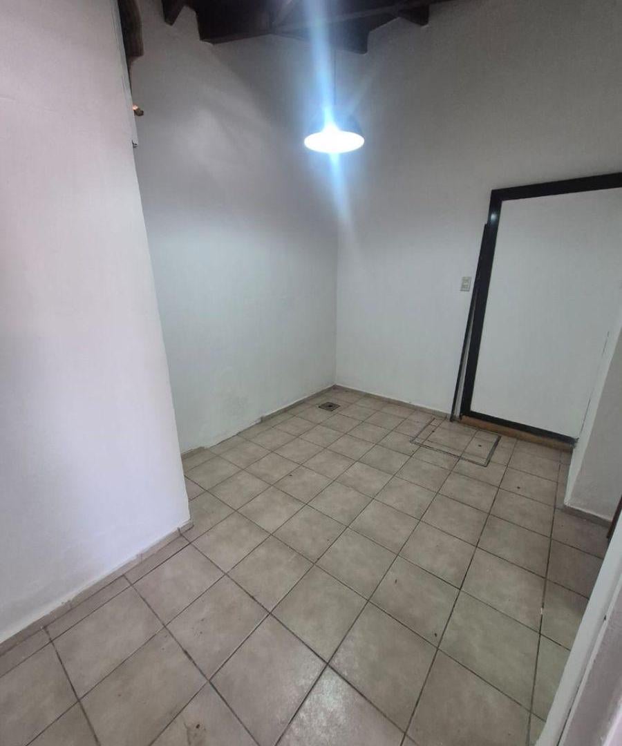 Foto de ALQUILER DE LOCAL COMERCIAL- DORREGO -GUAYMALLEN-MZA., imagen 3