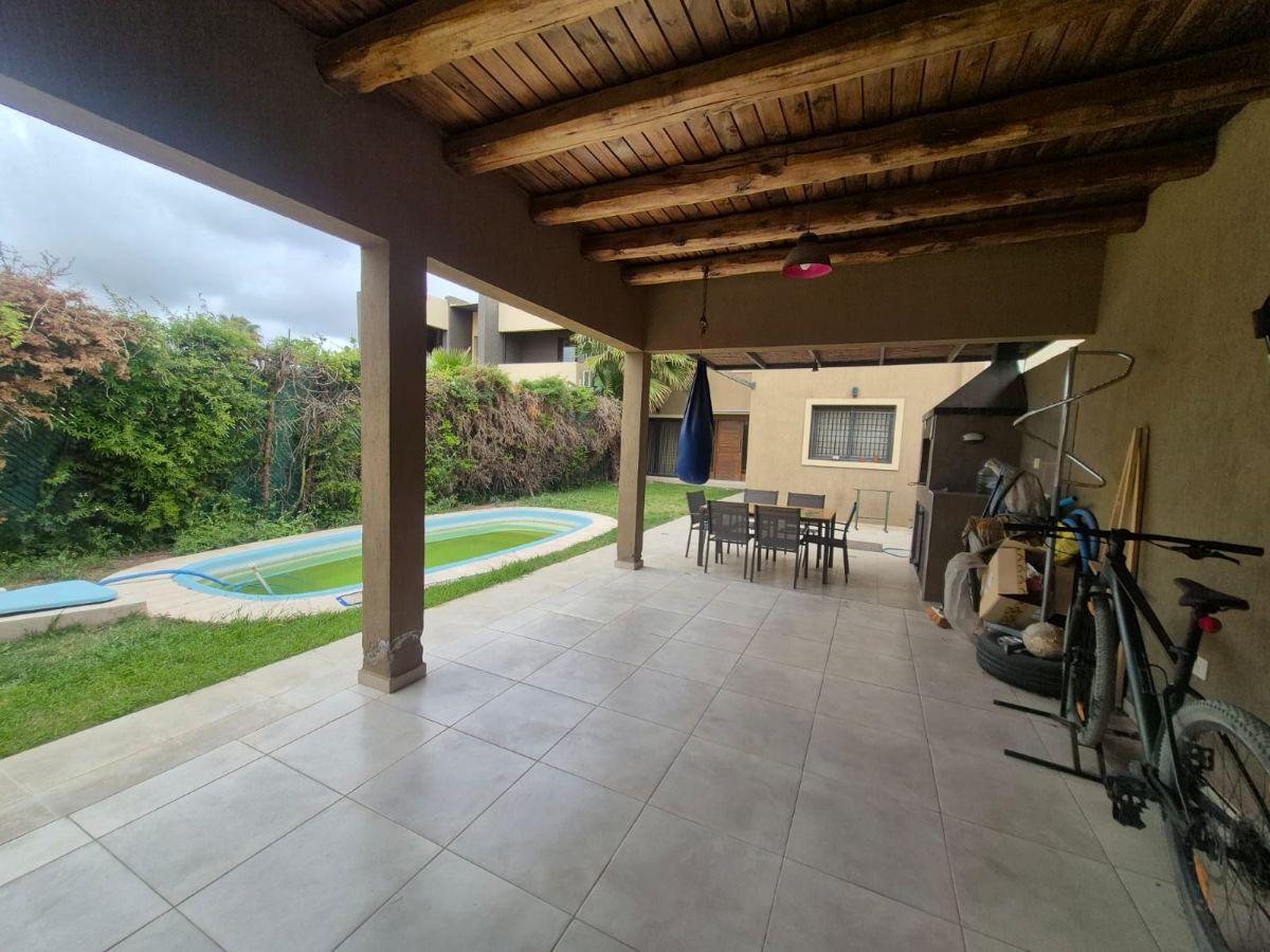 Foto de VENTA DE CASA 3 DORM.+PISCINA+QUINCHO+PRIVACIDAD-GUTIERREZ-MAIPU-MZA., imagen 5
