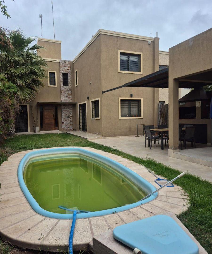 Foto de VENTA DE CASA 3 DORM.+PISCINA+QUINCHO+PRIVACIDAD-GUTIERREZ-MAIPU-MZA., imagen 1