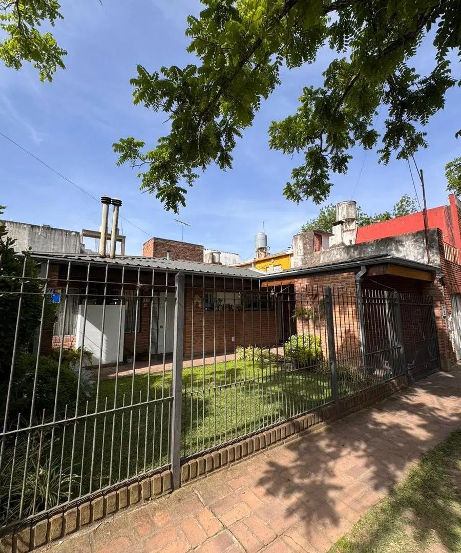 Casa En Venta. Moreno centro Apto Credito 1