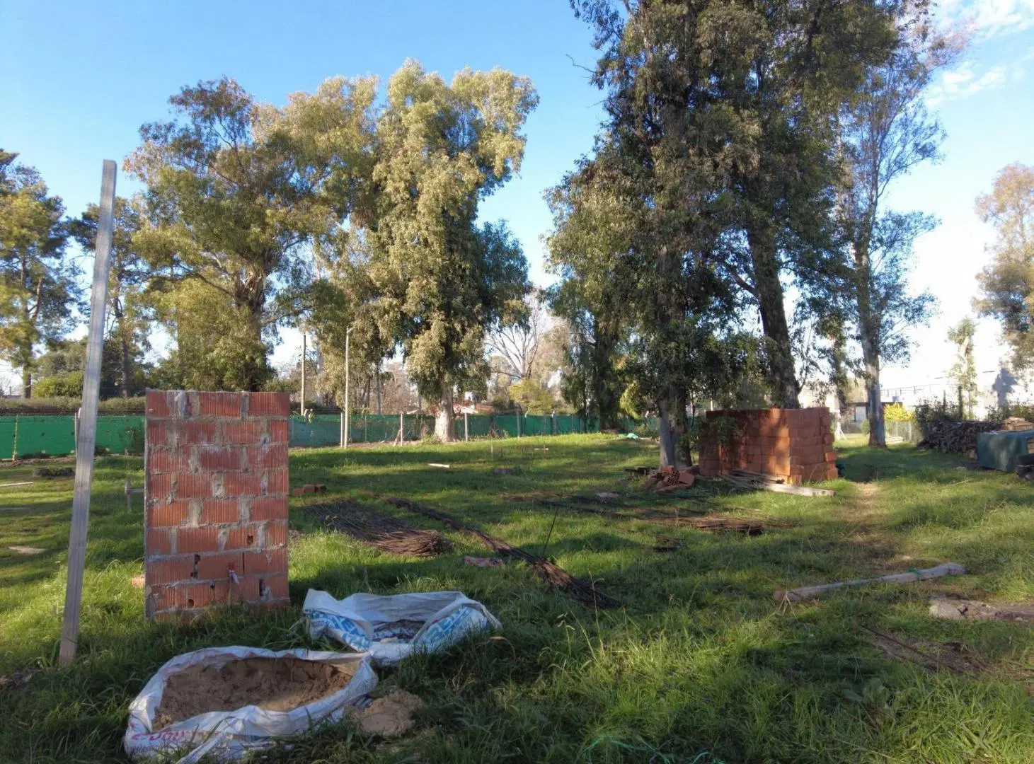 LOTE EN VENTA ALVAREZ DEL BOSQUE barrio cerrado 2