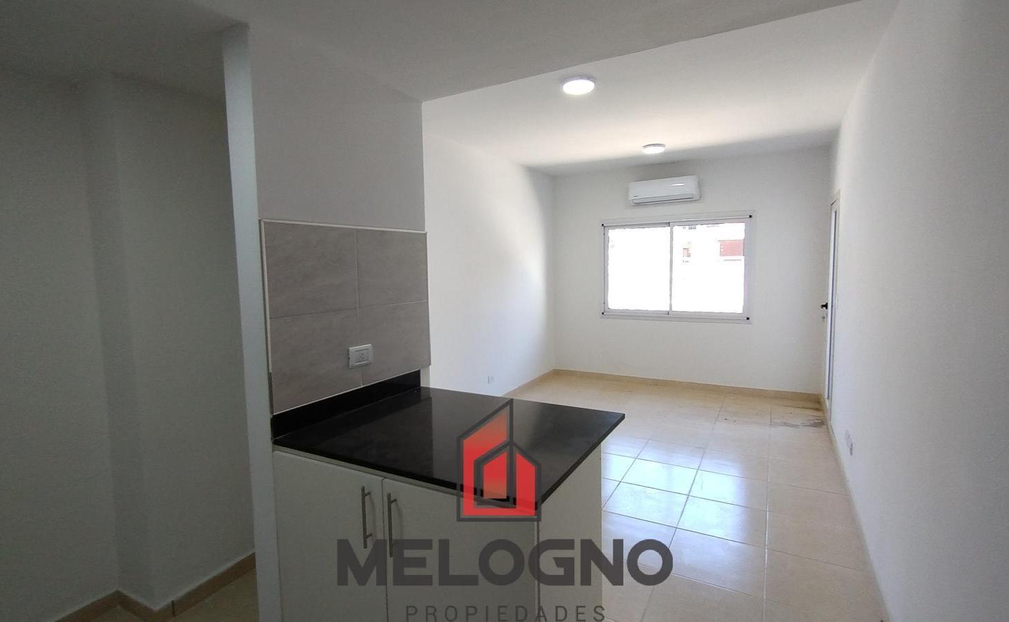Foto de Departamento en Alquiler 2 ambientes Complejo Solares de Moreno, imagen 2