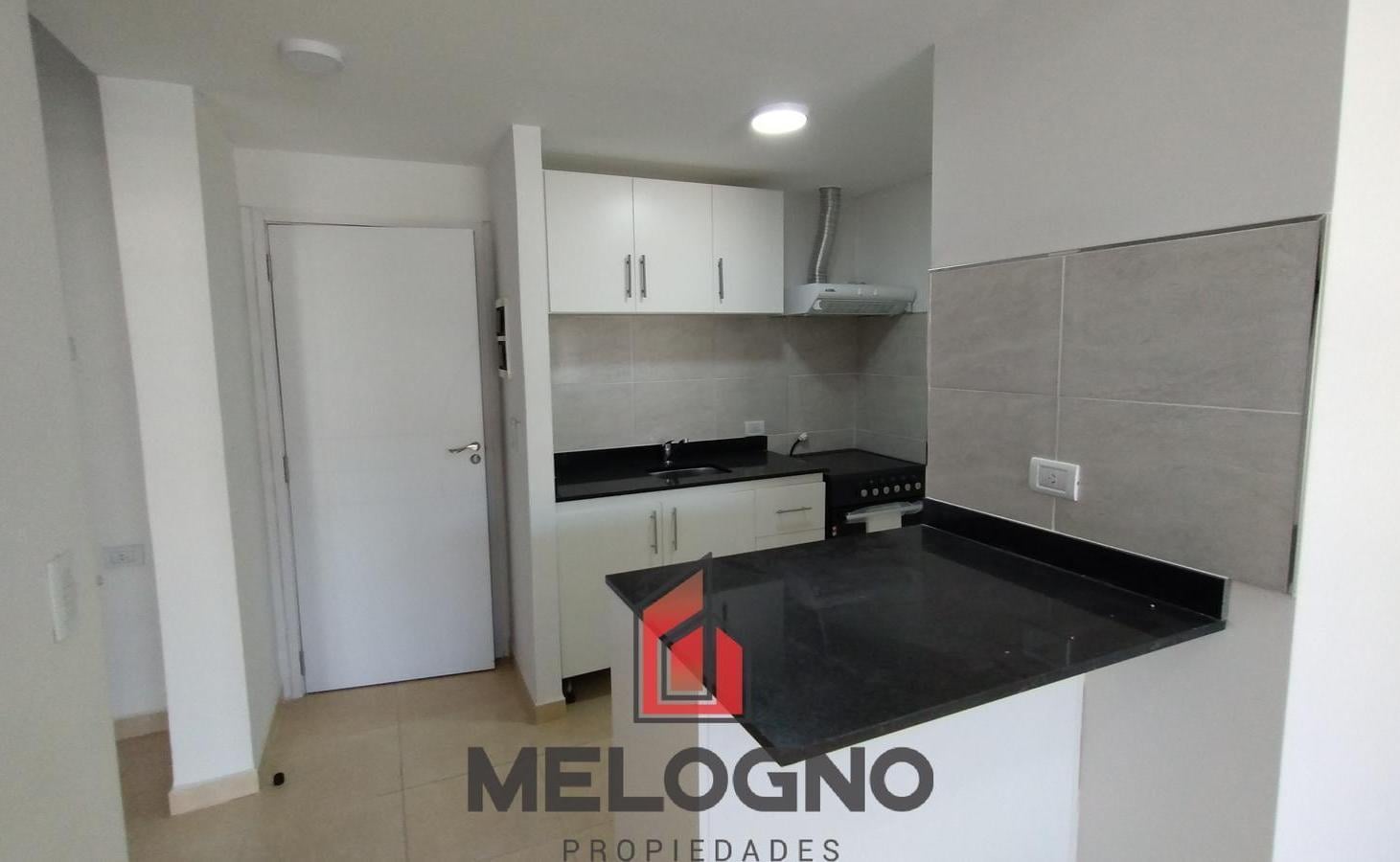 Foto de Departamento en Alquiler 2 ambientes Complejo Solares de Moreno, imagen 1