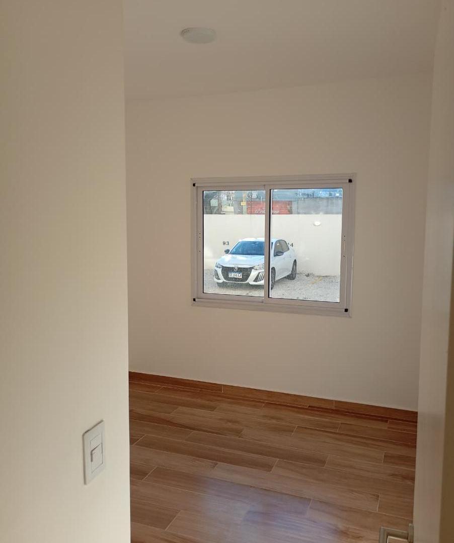 Foto de DEPARTAMENTO 3 AMBIENTES COCHERA EN PASO DEL REY, imagen 1