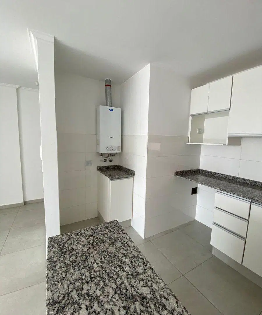 Departamento de Categoría en Alquiler | Piso 13 con Terraza Propia | Nueva Córdoba 2