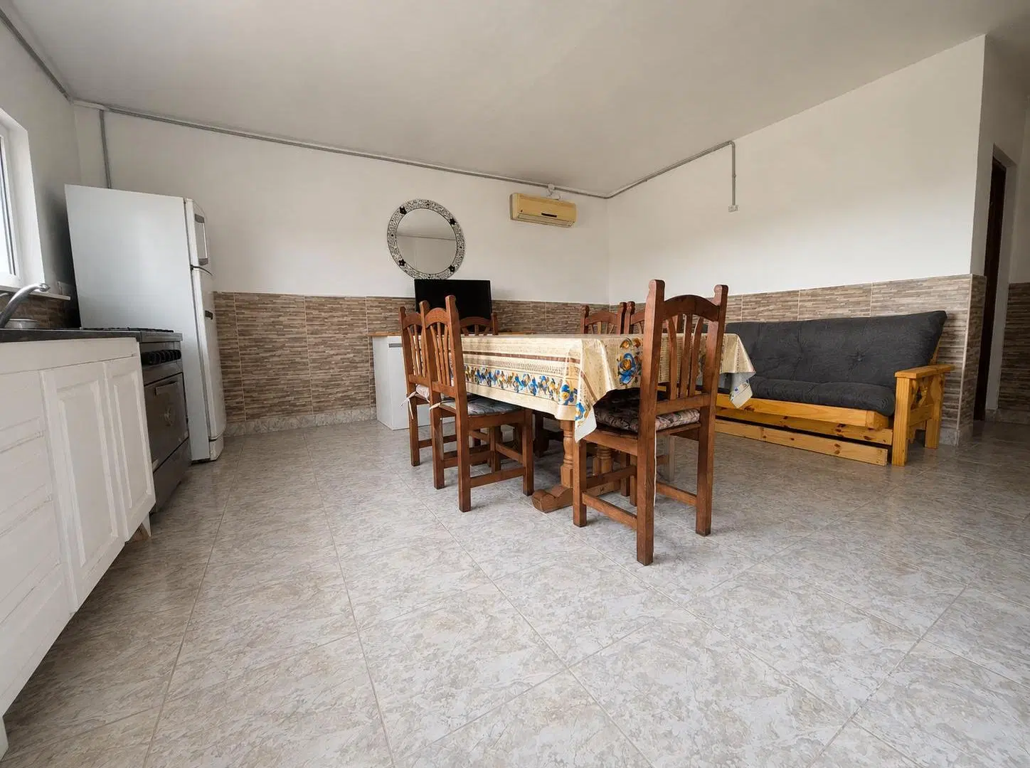 Casa en alquiler permanente o temporario de 1 dormitorio La Toscana 4