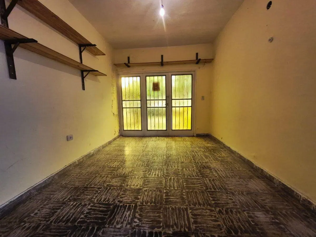 Casa de 96 m² con 1 dormitorio en venta en Triángulo 8