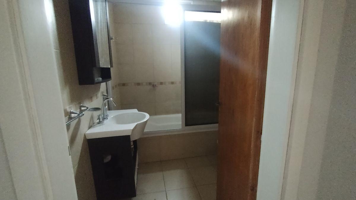 Foto de Departamento con 3 dormitorios en alquiler en Quilmes, imagen 4