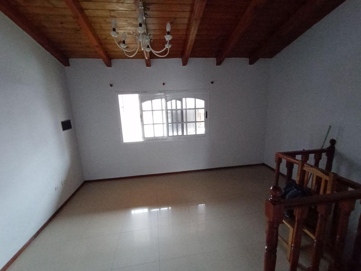 Foto de Departamento con 3 dormitorios en alquiler en Quilmes, imagen 2