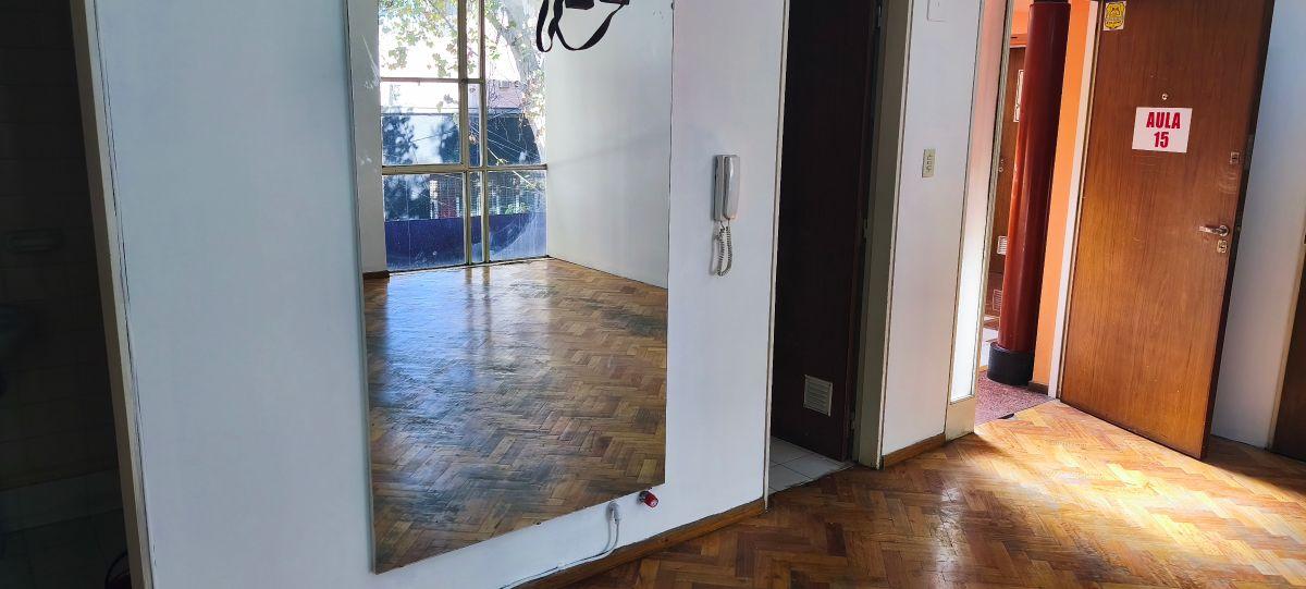 Foto de INMOBILIARIA COUNTRY ROADS ALQUILA MONOAMBIENTE EN EL CENTRO, imagen 4