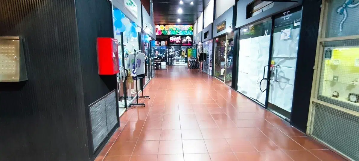 INMOBILIARIA COUNTRY ROADS VENDE DEPARTAMENTO EN PLENO CENTRO 5