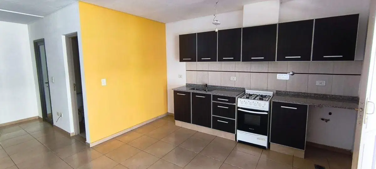 INMOBILIARIA COUNTRY ROADS ALQUILA DEPARTAMENTO EN GODOY CRUZ 4