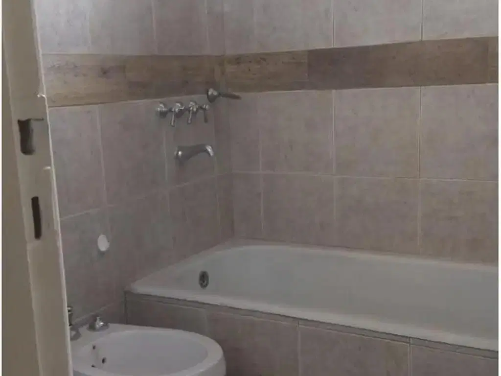 COUNTRY ROADS INMOBILIARIA ALQUILA 4